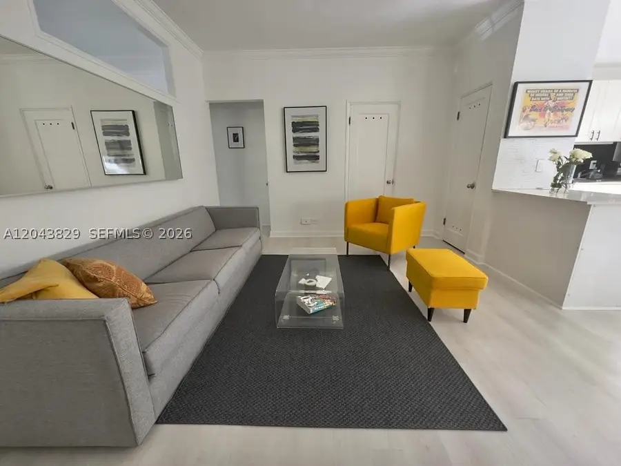 836 10th St #5, Miami Beach, FL 33139 - #3