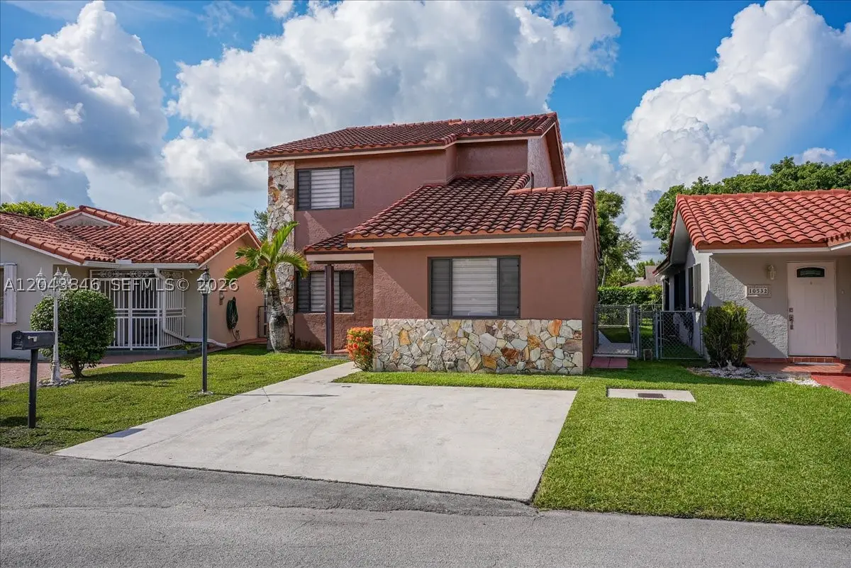10528 SW 69th Ter, Miami, FL 33173 - #1