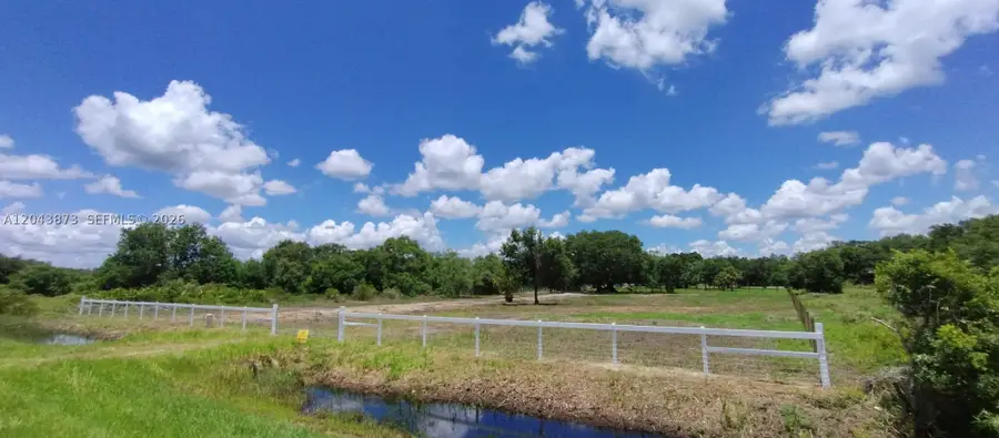 18611 NW 304 St, Okeechobee, FL 34972 - #2