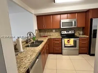 1100 NE 191st St #24E, Miami, FL 33179 - #2