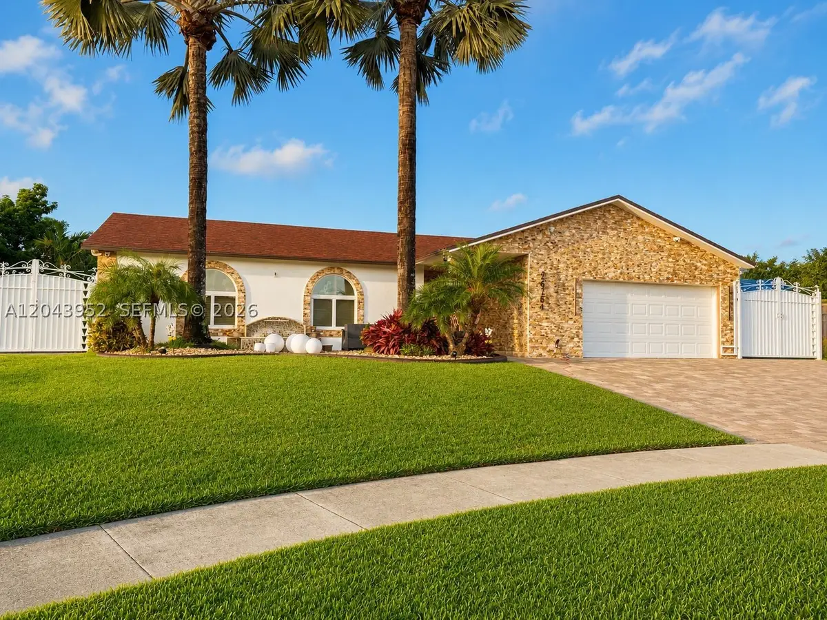 26764 SW 122nd Pl, Homestead, FL 33032 - #1