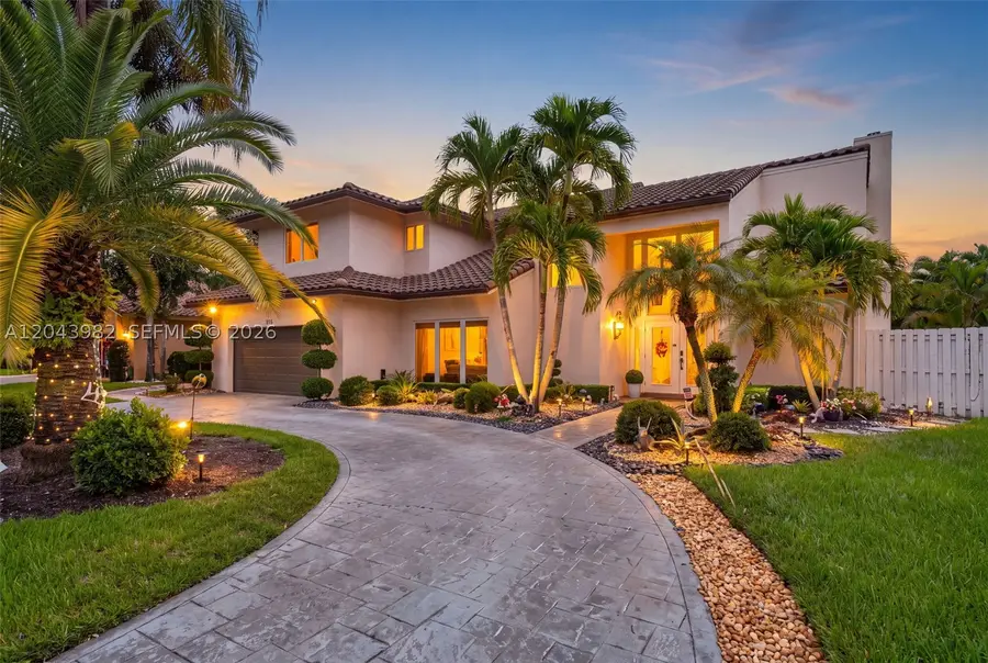 962 SW 93rd Ter, Plantation, FL 33324 - #2