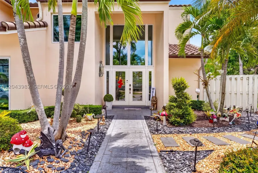962 SW 93rd Ter, Plantation, FL 33324 - #3