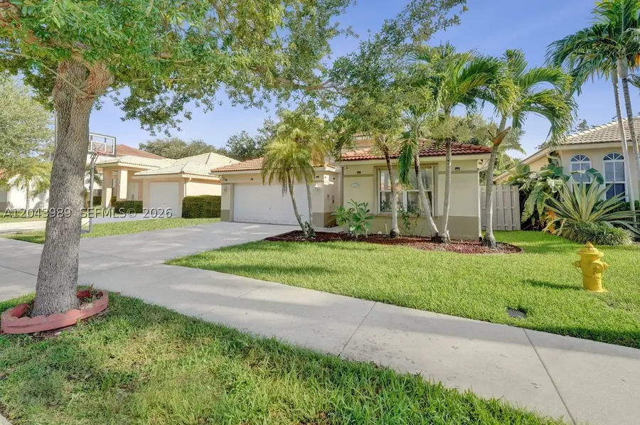 14003 N Cypress Cove Cir, Davie, FL 33325 - #3