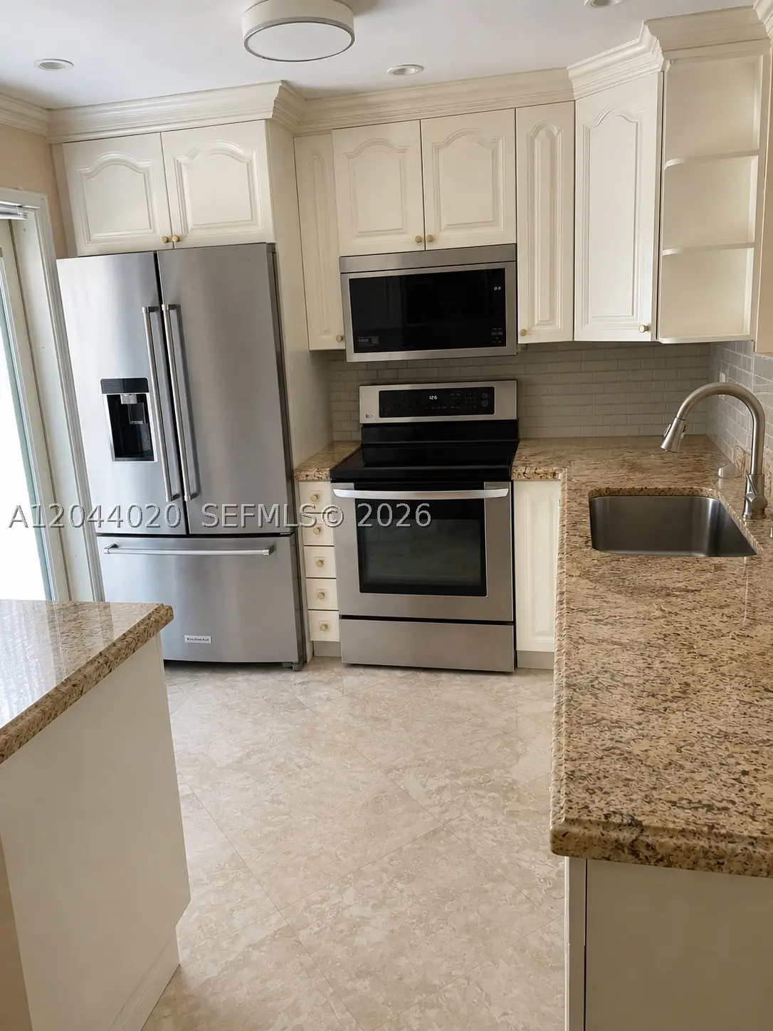 219 NE 14th Ave #306, Hallandale Beach, FL 33009 - #1