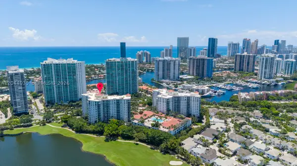 20000 E Country Club Dr #108, Aventura, FL 33180