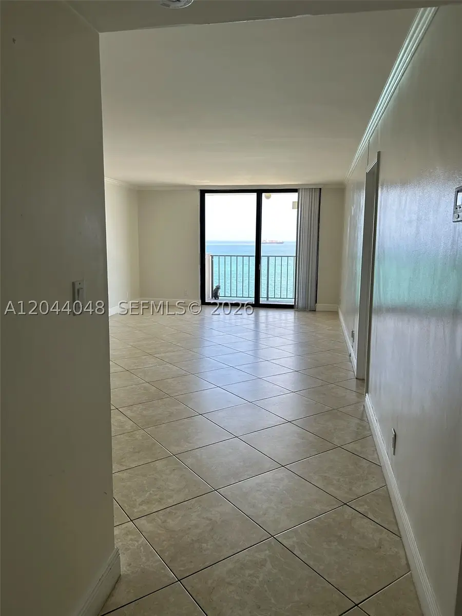 2625 Collins Ave #1805, Miami Beach, FL 33140 - #2