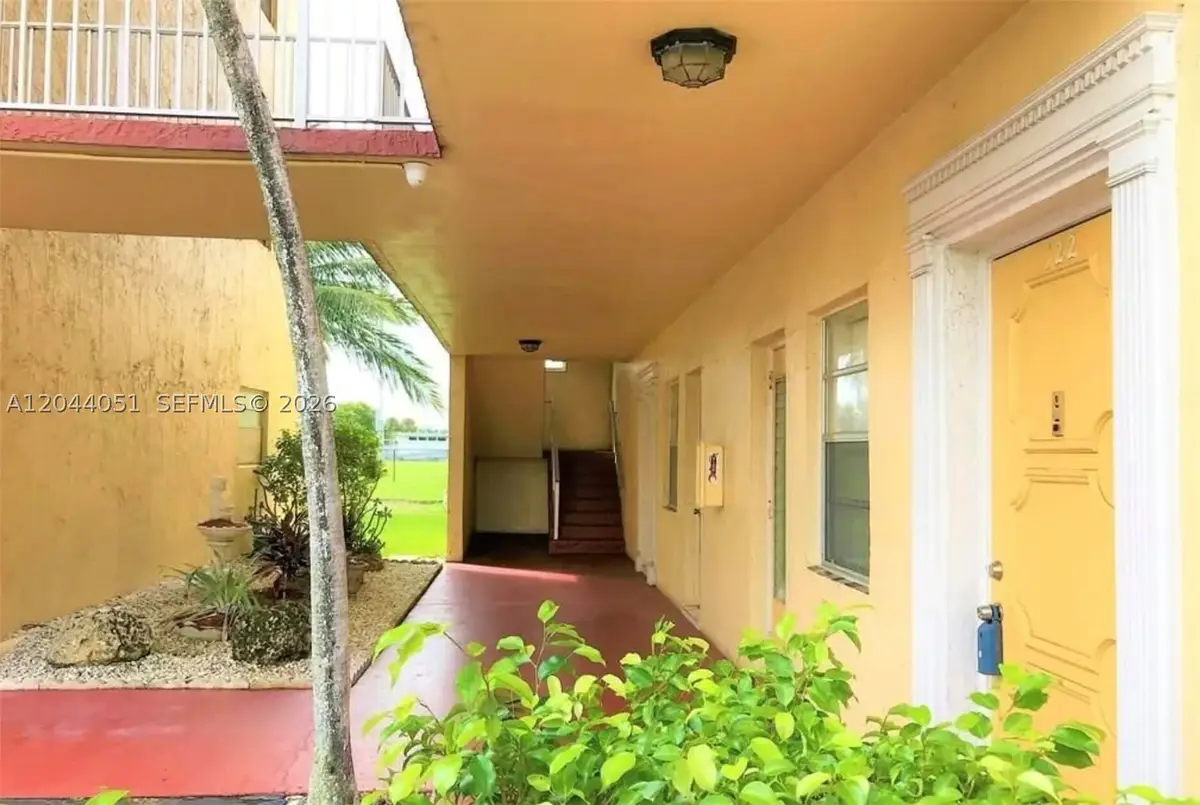 3940 NW 42nd Ave #122, Lauderdale Lakes, FL 33319 - #1