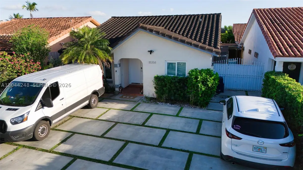 10358 NW 128th Ter, Hialeah Gardens, FL 33018 - #1