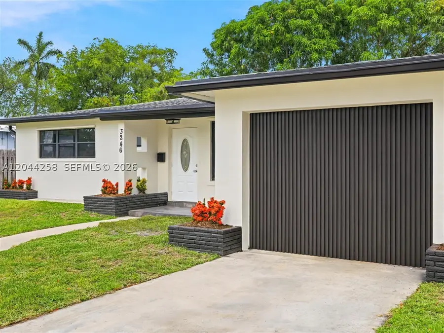 3246 Buchanan St, Hollywood, FL 33021 - #2