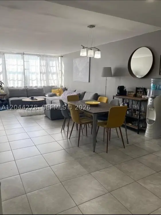 Address Withheld By Seller, Miami, FL 33179 - #3