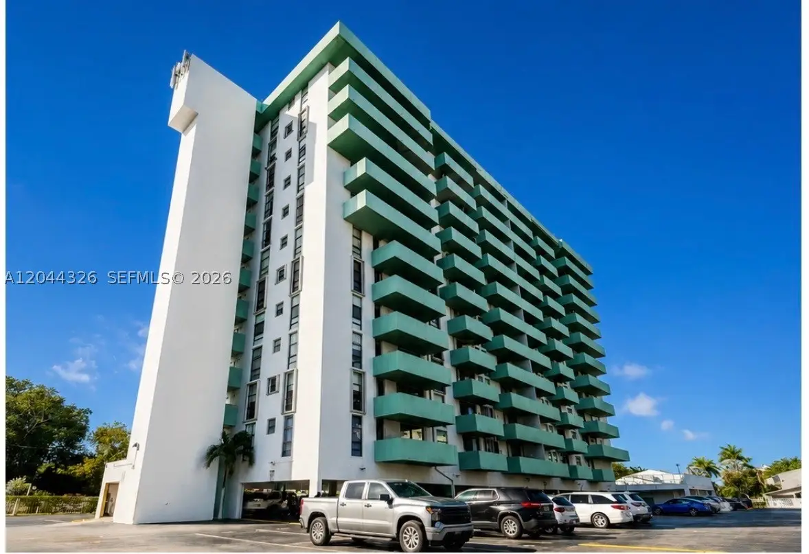 1825 W 44th Pl #806, Hialeah, FL 33012 - #1