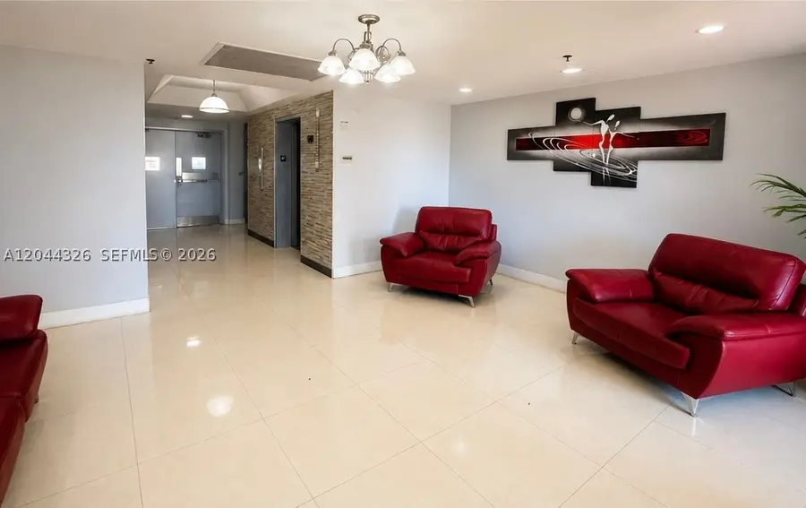 1825 W 44th Pl #806, Hialeah, FL 33012 - #2