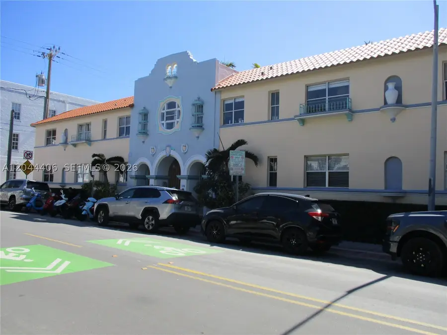 736 13th Street, Miami Beach, FL 33139 - #2