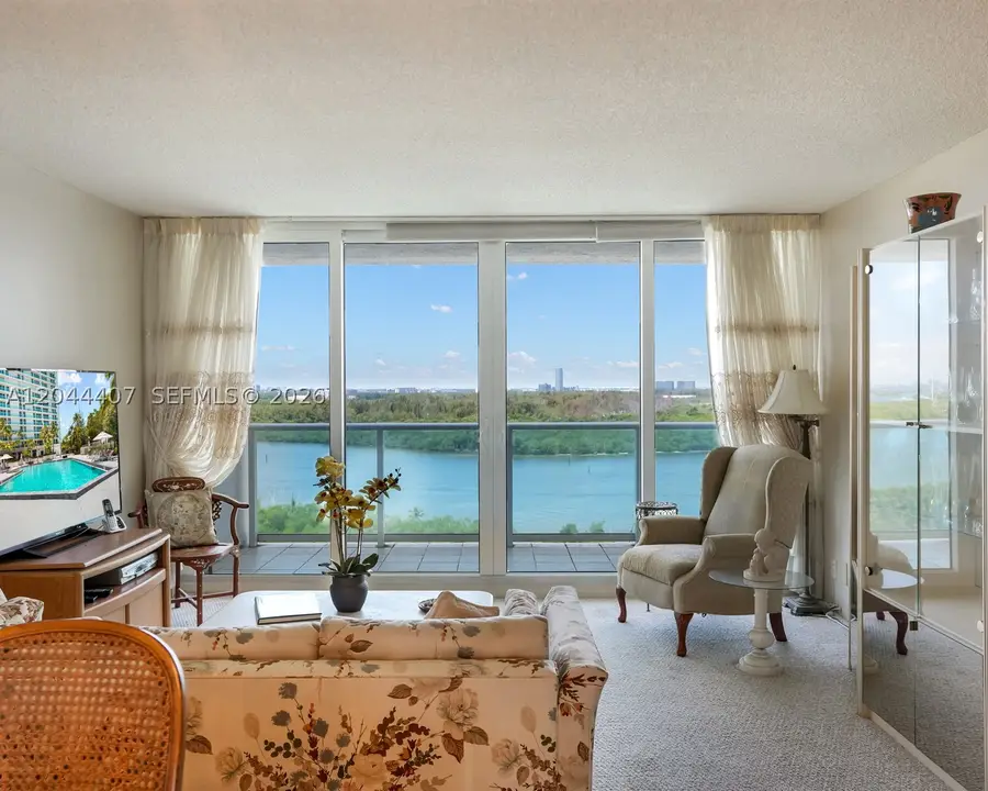 100 Bayview Dr #1620, Sunny Isles Beach, FL 33160 - #2