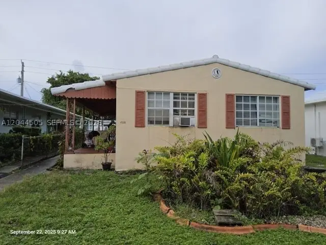 1938 Pierce St, Hollywood, FL 33020 - #1