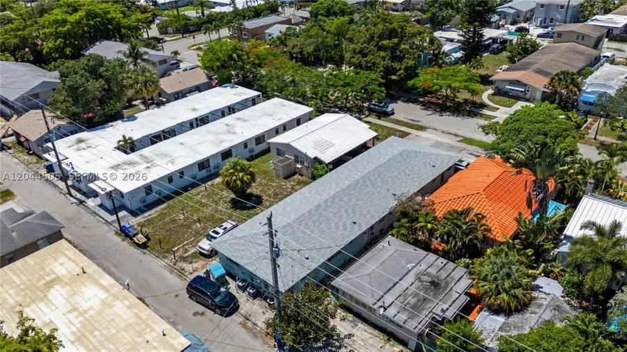 1938 Pierce St, Hollywood, FL 33020 - #2