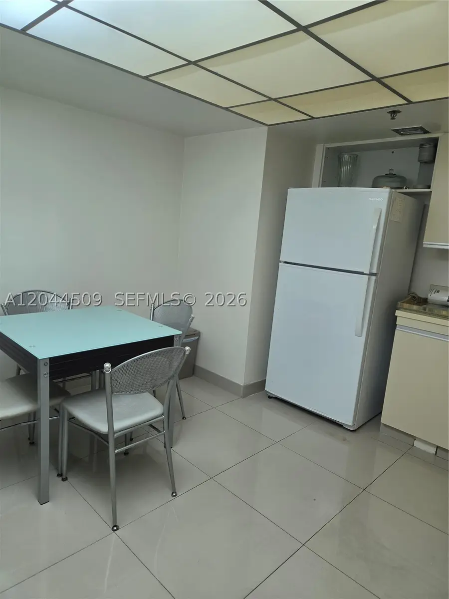 Address Withheld By Seller, Hollywood, FL 33019 - #3