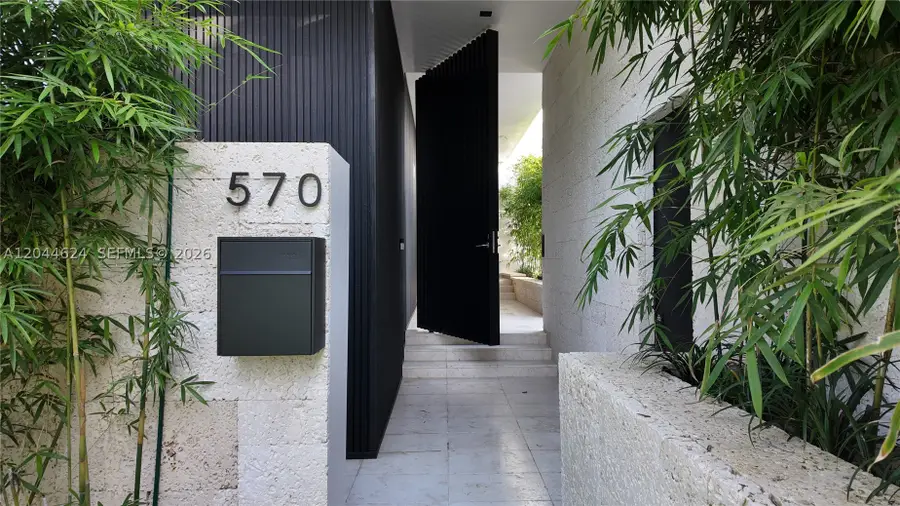 570 S Shore Dr, Miami Beach, FL 33141 - #2