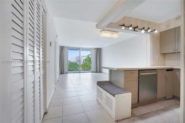 6900 Bay Dr #3H, Miami Beach, FL 33141