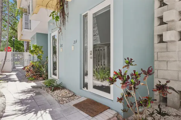 204 Washington Ave #13, Miami Beach, FL 33139