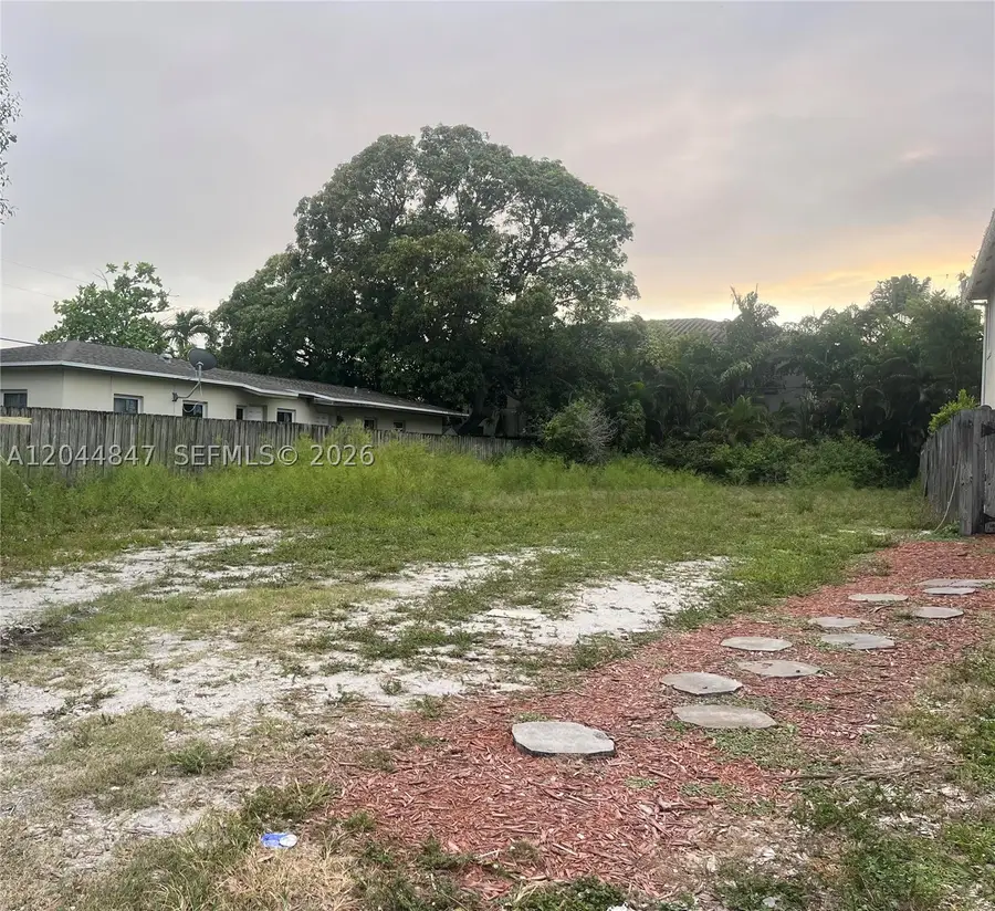 1107 NW 1st Ave, Fort Lauderdale, FL 33311 - #3