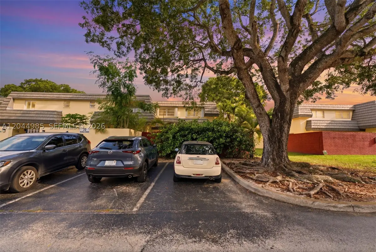 8489 SW 137th Ave #8489, Miami, FL 33183 - #1