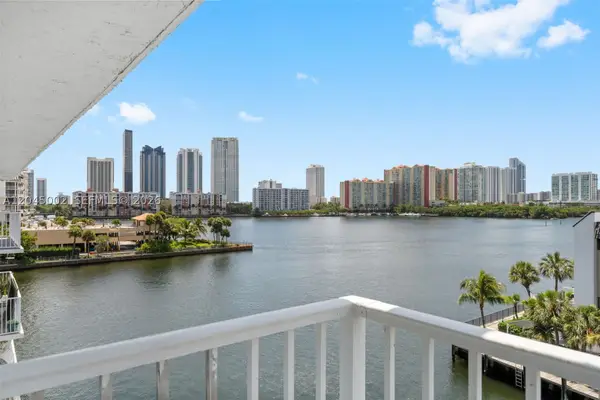 4000 NE 169th St #607, North Miami Beach, FL 33160