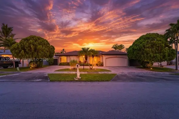 15336 SW 172nd Ter, Miami, FL 33187