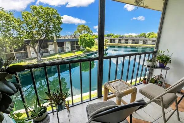 8020 N Colony Circle N. #304, Tamarac, FL 33321