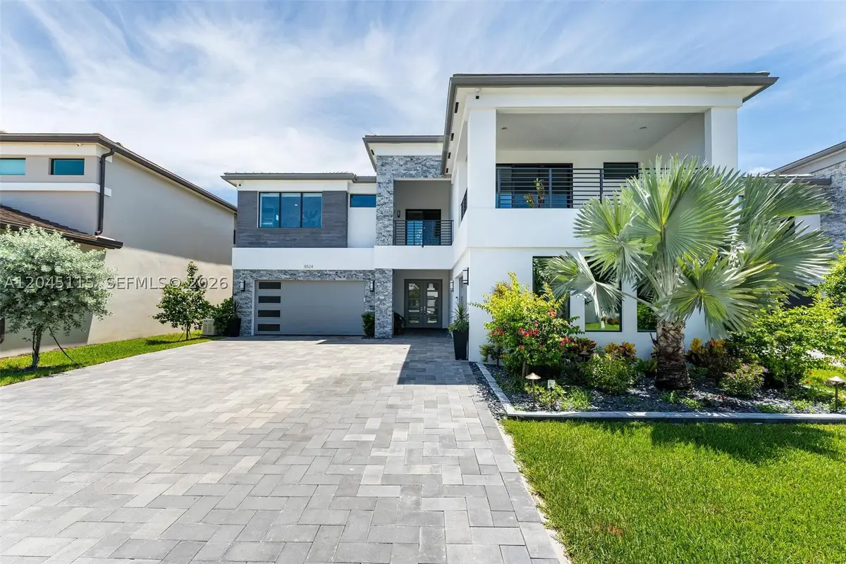 8524 Shoreacres St, Boca Raton, FL 33434 - #1