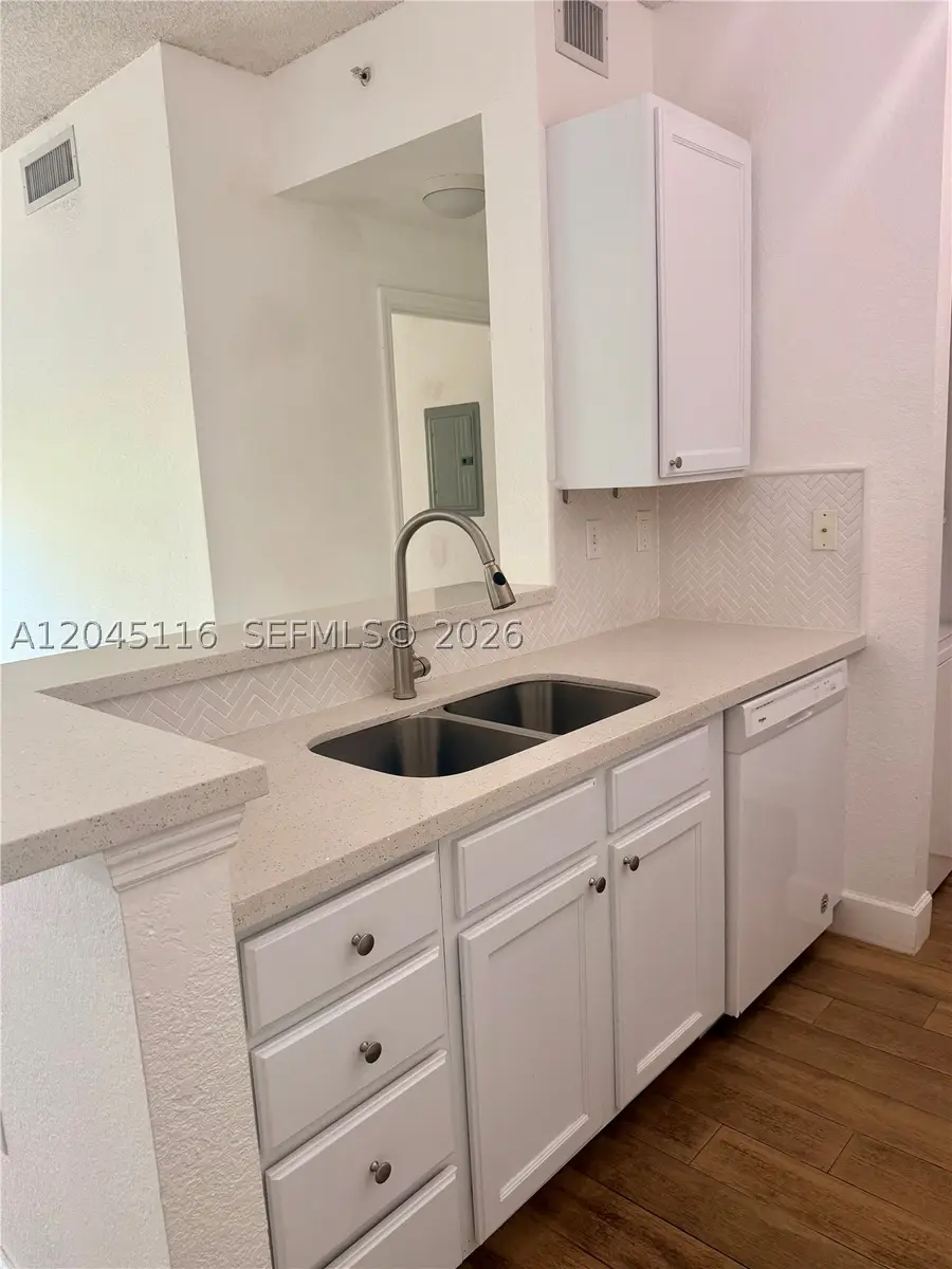 6001 SW 70th St #355, South Miami, FL 33143 - #3