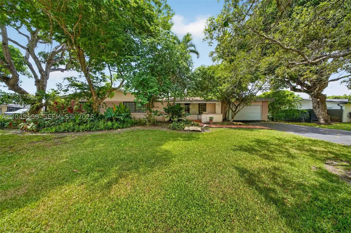 8340 SW 151st St, Palmetto Bay, FL 33158 - #1