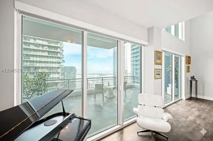 60 SW 13th St #4002, Miami, FL 33130 - #2