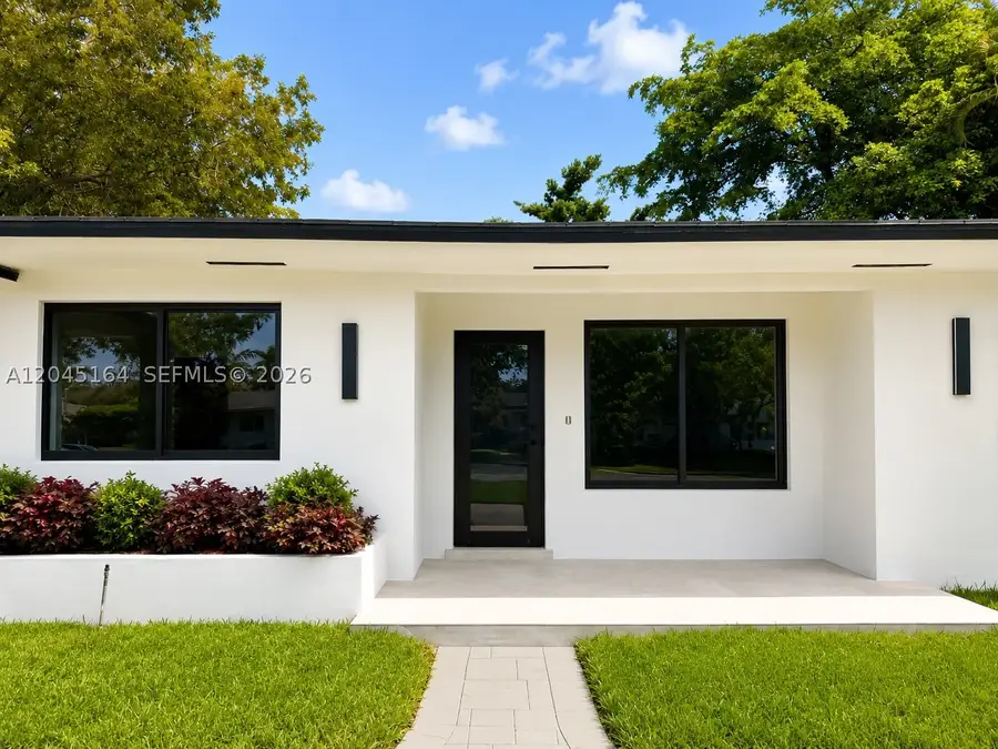 2 NE 91st St, Miami Shores, FL 33138 - #2