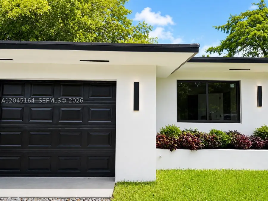 2 NE 91st St, Miami Shores, FL 33138 - #3