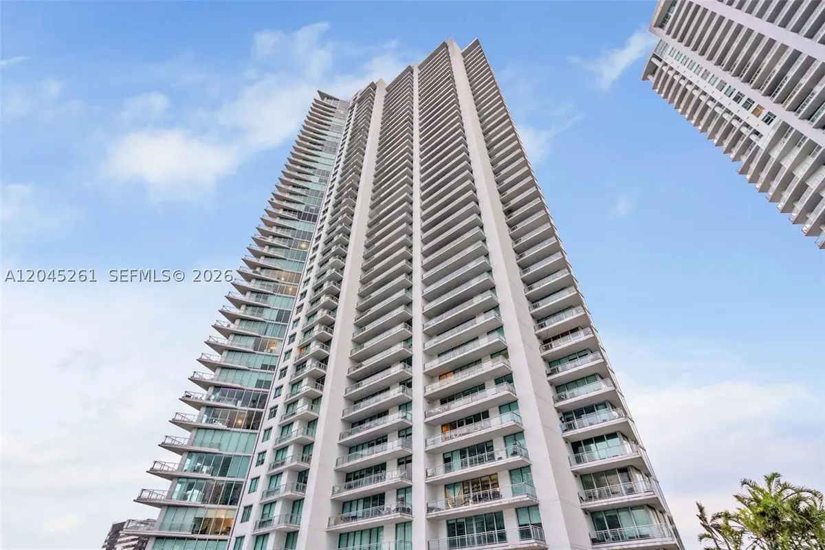 92 SW 3rd St #3608, Miami, FL 33130 - #1