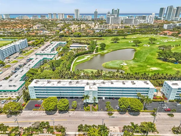 700 NE 14th Ave #307, Hallandale Beach, FL 33009