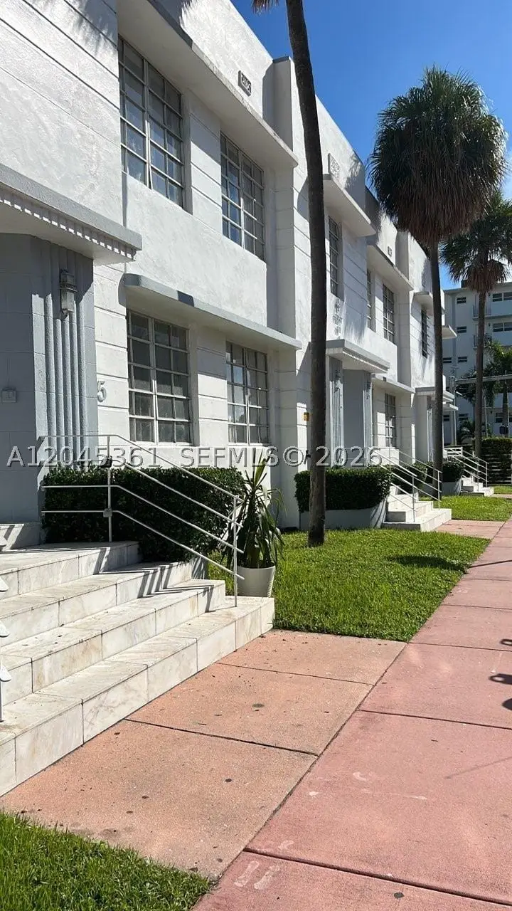 801 8th St #201, Miami Beach, FL 33139 - #1