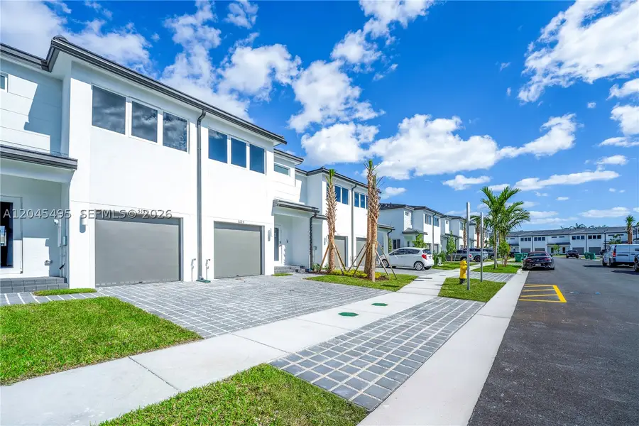 5125 SW 37th St, Pembroke Park, FL 33023 - #2
