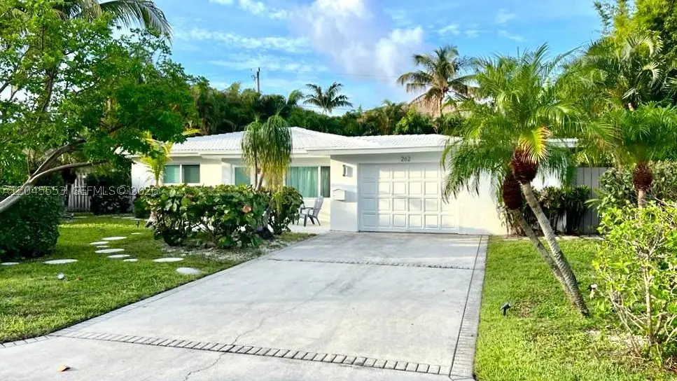 262 Bombay Ave, Lauderdale By The Sea, FL 33308 - #1