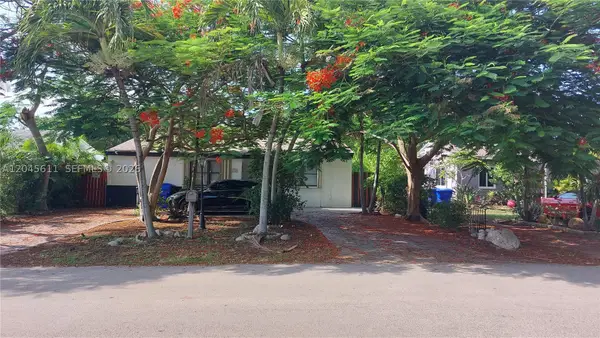 2827 Adams St, Hollywood, FL 33020