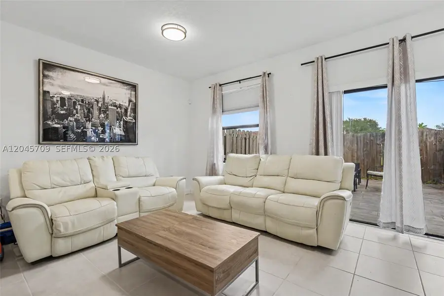 18102 SW 148th Rd, Miami, FL 33187 - #2