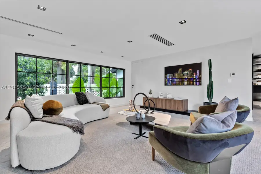 2500 Bayview Dr, Fort Lauderdale, FL 33305 - #3