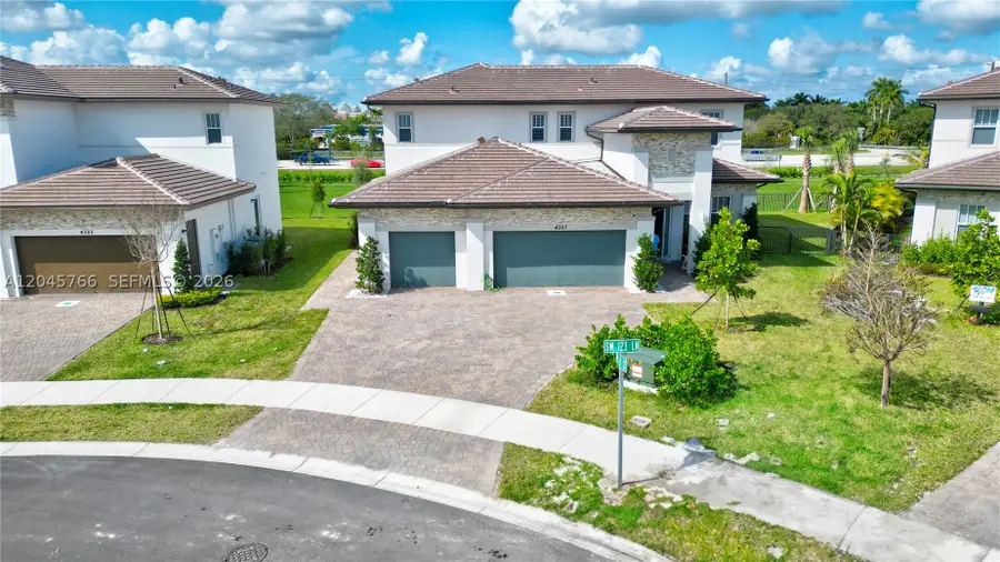 4367 SW 123 Ln, Davie, FL 33330 - #2