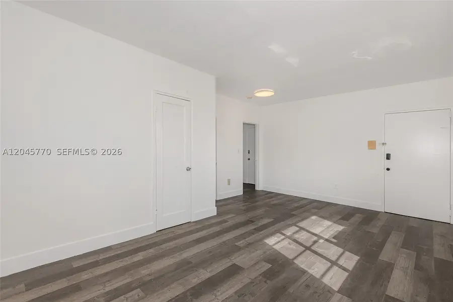 8340 Crespi Blvd #20, Miami Beach, FL 33141 - #2
