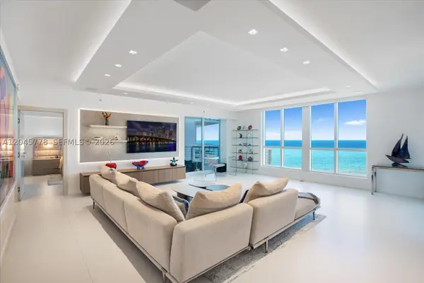 3801 Collins Ave #1503, Miami Beach, FL 33140