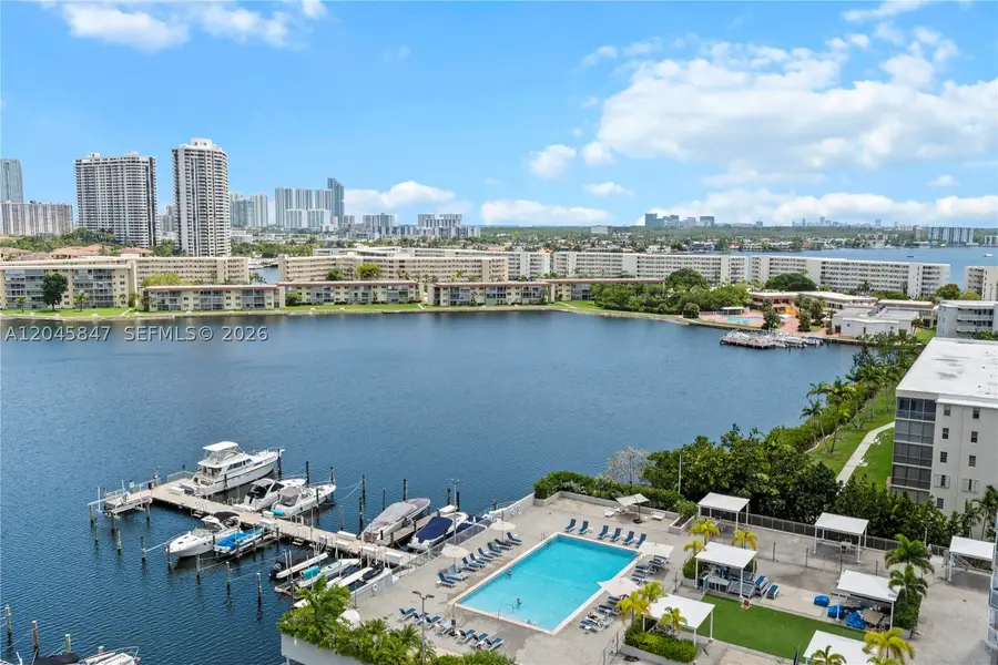 18071 Biscayne Blvd #1404, Aventura, FL 33160 - #3