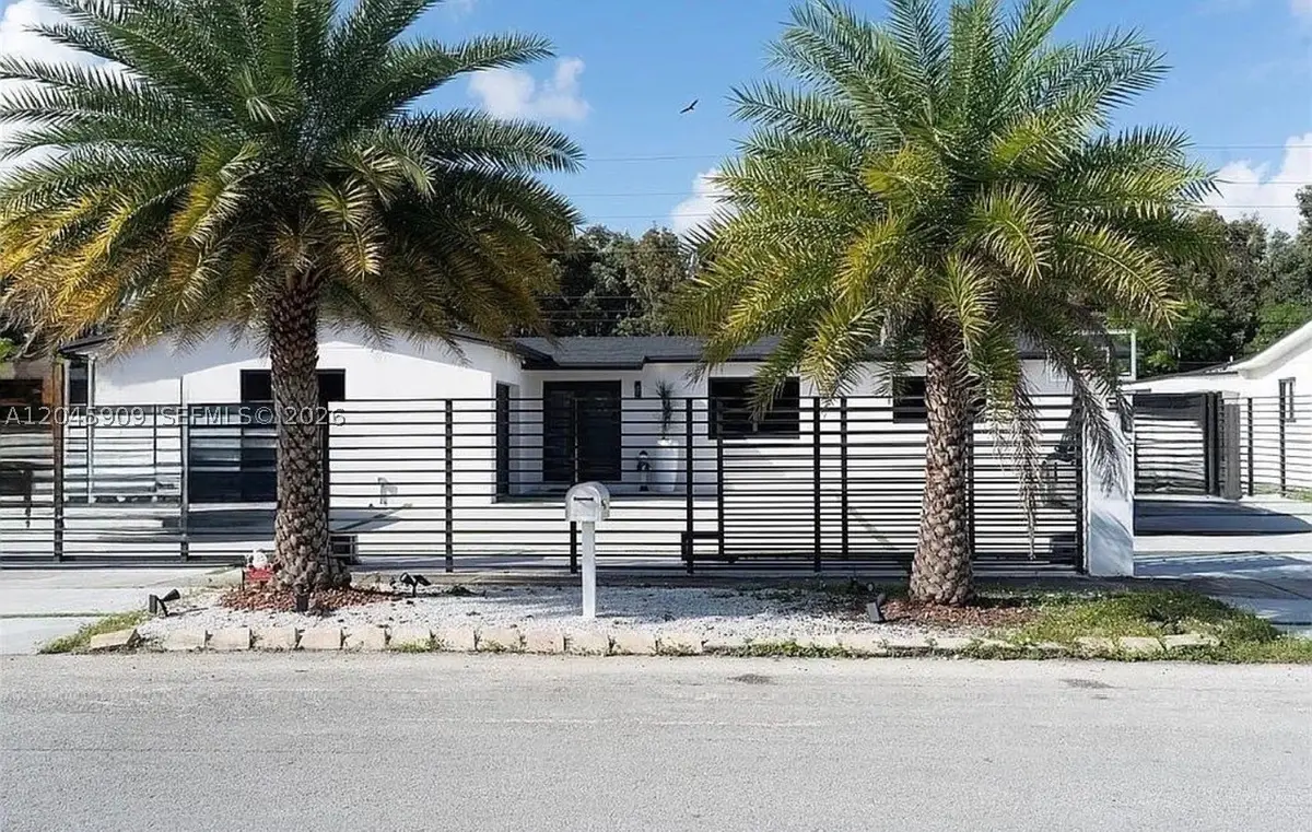 18250 NW 86th Ave, Hialeah, FL 33015 - #1