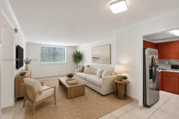 606 W 81st St #323, Hialeah, FL 33014